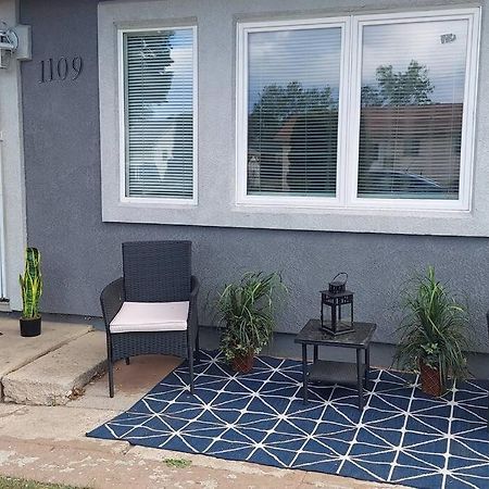 Cheerful 3 Bedroom House. Great Location Colorado Springs Eksteriør bilde