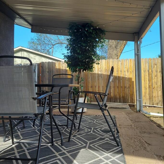 Cheerful 3 Bedroom House. Great Location Colorado Springs Eksteriør bilde