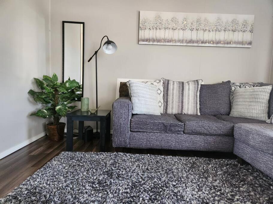 Cheerful 3 Bedroom House. Great Location Colorado Springs Eksteriør bilde